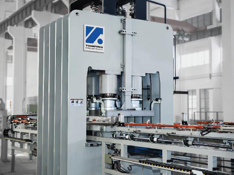 High speed short cycle press line (clamp type)